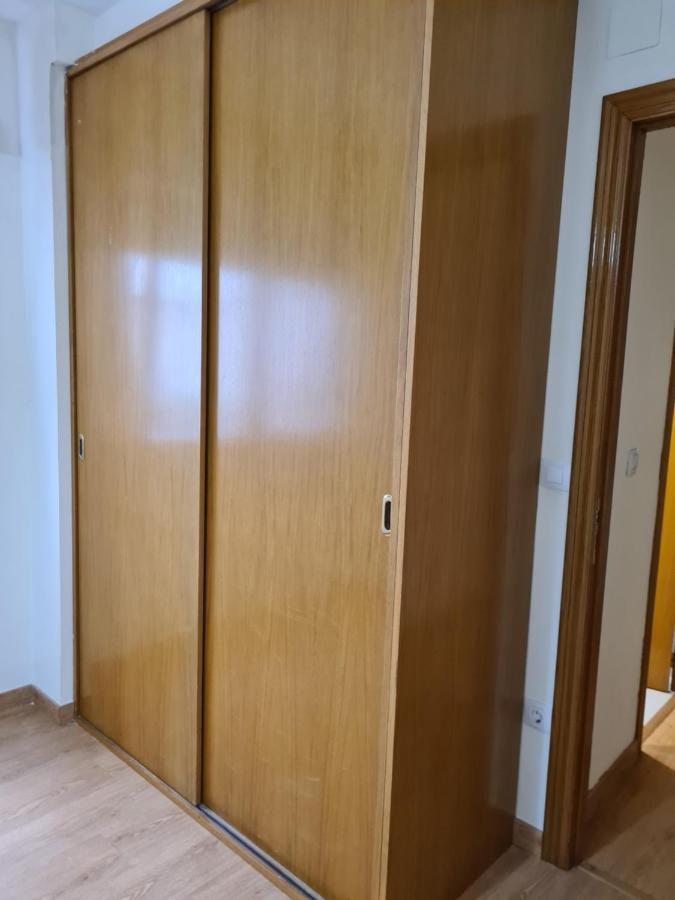 Habitacion Con Bano Privado- En Casa Familiar Beatriz Валенсия Экстерьер фото
